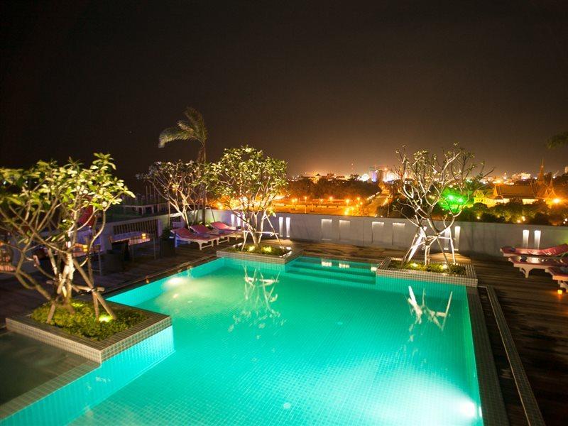 The Frangipani Royal Palace Hotel Phnom-Penh Buitenkant foto