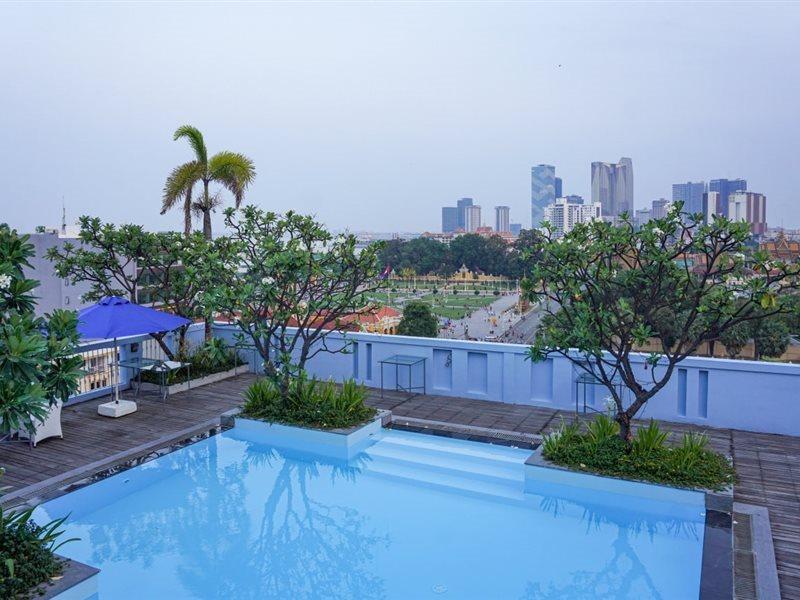 The Frangipani Royal Palace Hotel Phnom-Penh Buitenkant foto