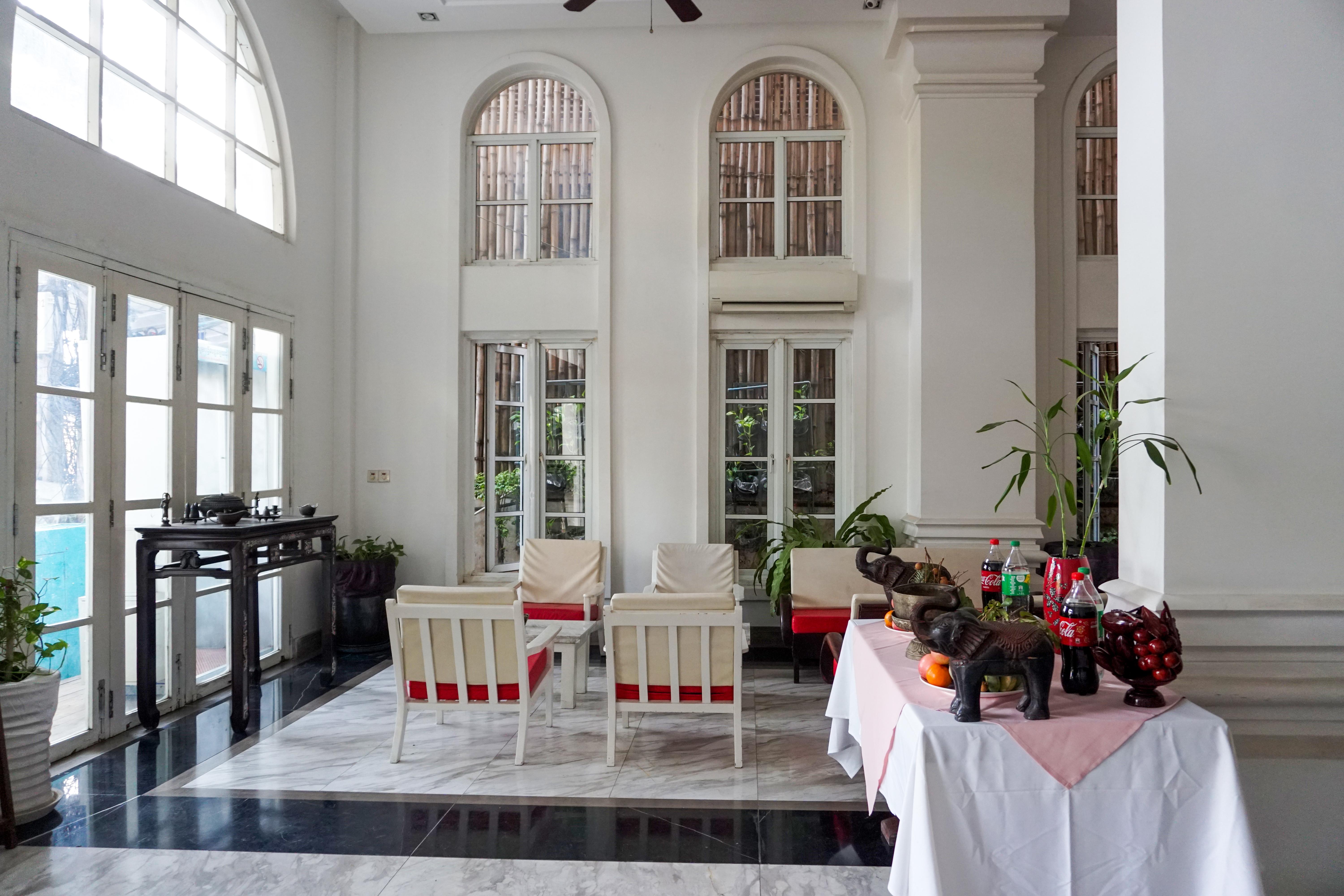 The Frangipani Royal Palace Hotel Phnom-Penh Buitenkant foto